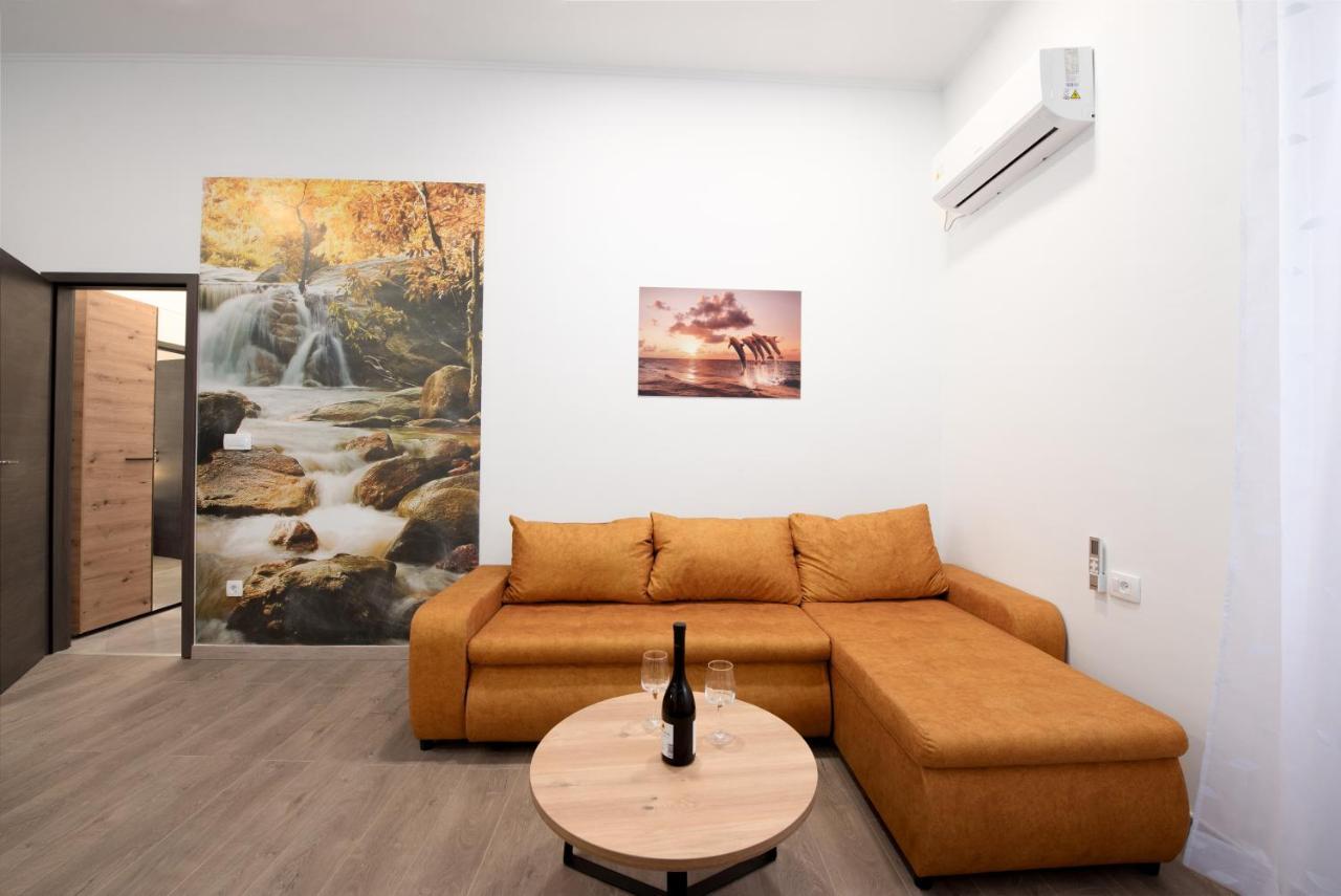 Apartman Cezar Apartment Rijeka Exterior photo