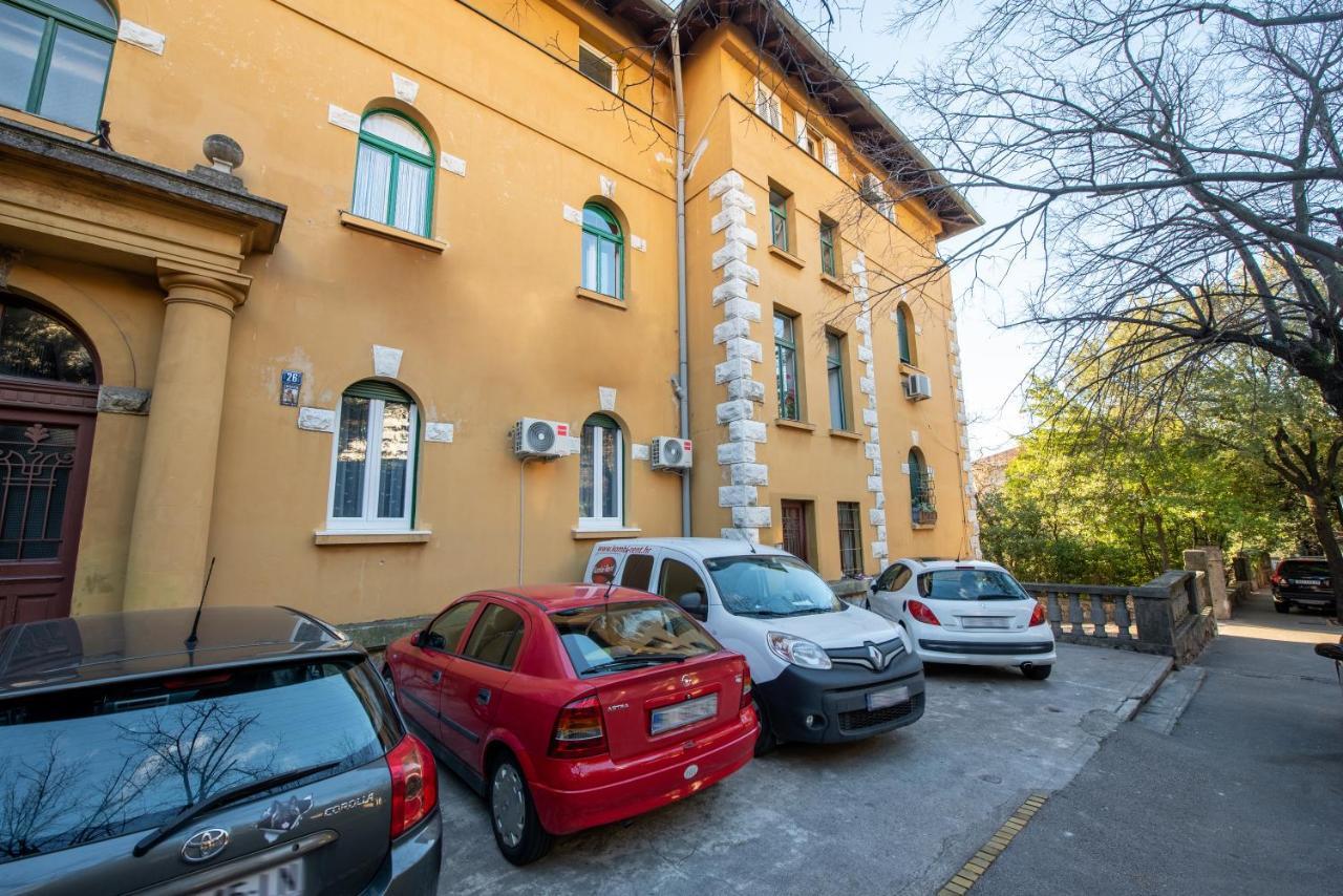 Apartman Cezar Apartment Rijeka Exterior photo
