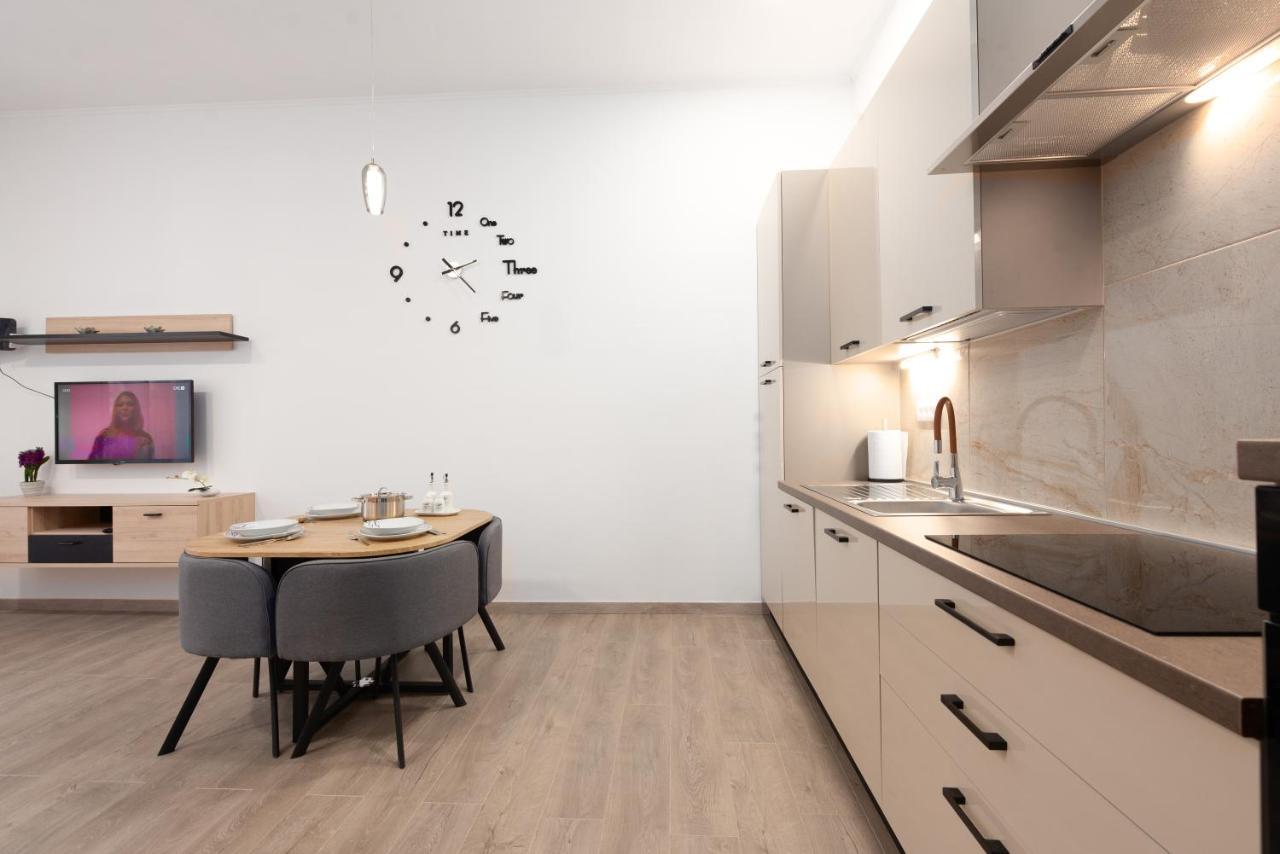 Apartman Cezar Apartment Rijeka Exterior photo