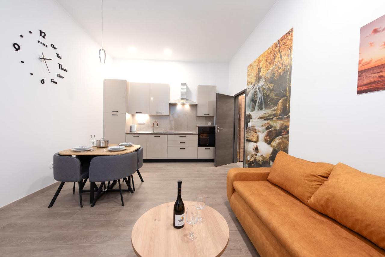 Apartman Cezar Apartment Rijeka Exterior photo
