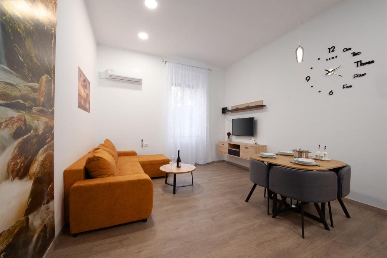 Apartman Cezar Apartment Rijeka Exterior photo